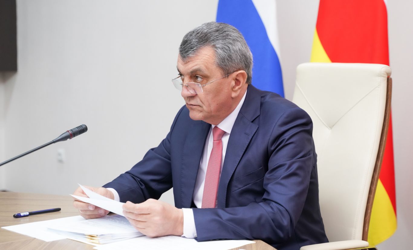 Сергей Меняйло провел заседание Комиссии по противодействию коррупции в РСО – Алания