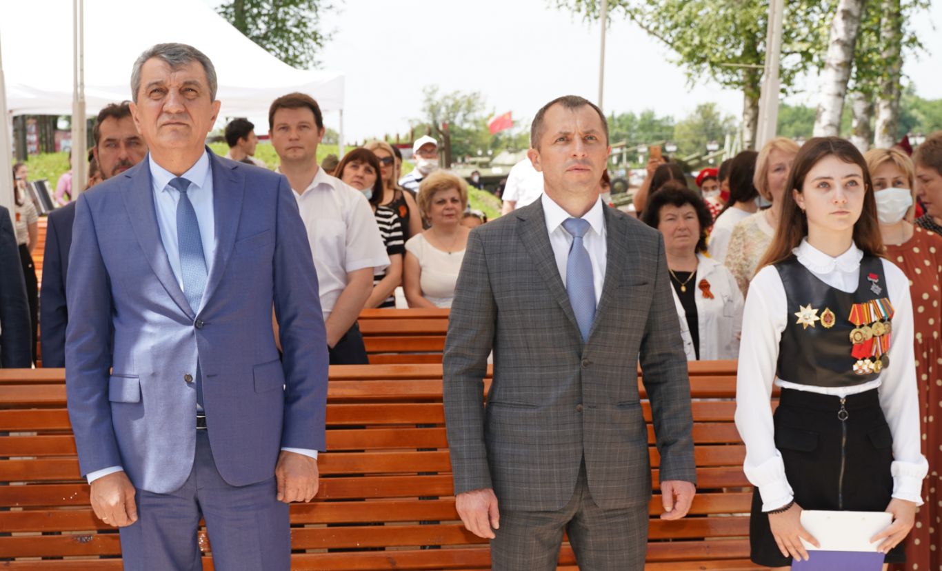 Сергей Меняйло: символично, что Осетия стала флагманским регионом по подготовке к конкурсу и всероссийской акции «Герои регионов»