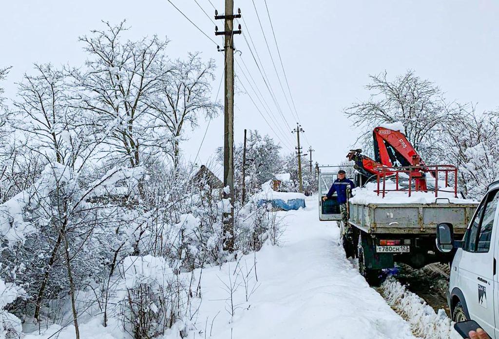 Восстановлено энергоснабжение населенных пунктов Кубани и Адыгеи, нарушенное рекордным снегопадом