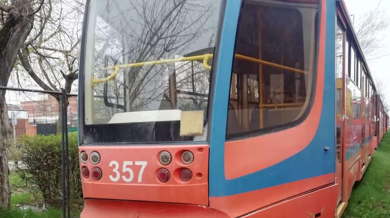 Краснодарское ТТУ, в целях экономии средств на ремонт, купит пять трамвайных вагонов в Таганроге