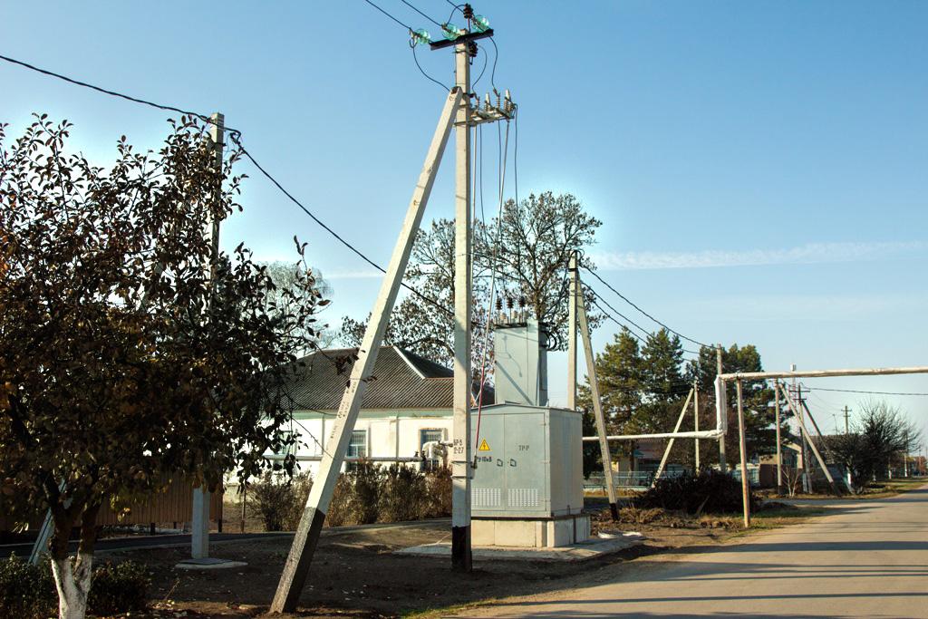 Специалисты Усть-Лабинского филиала «Россети Кубань» обеспечили электричеством 73 новых объекта