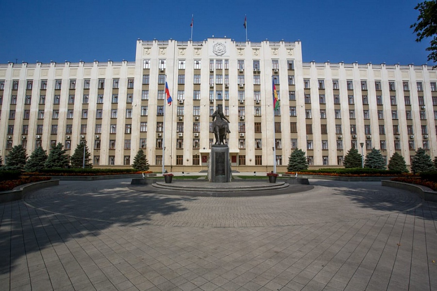 Губернатор Кубани Вениамин Кондратьев подписал постановление о продлении всех антиковидных ограничений до 21 ноября