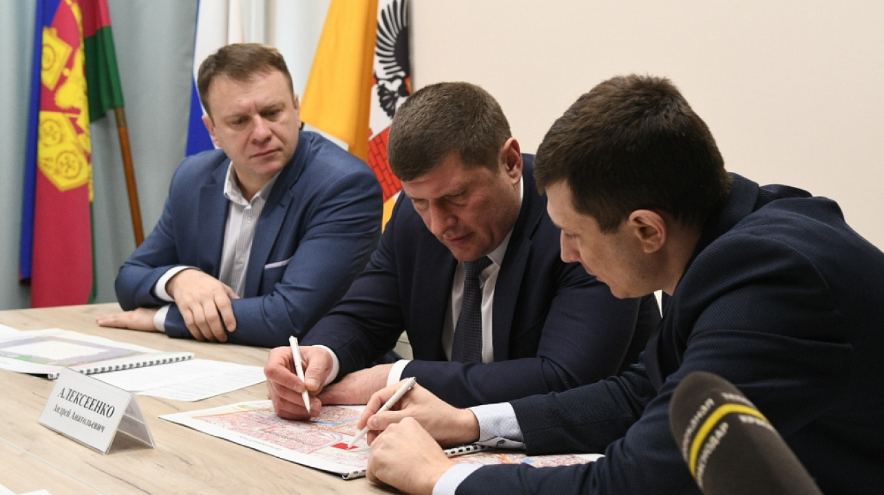 Глава Краснодара подписал соглашение на один миллиард рублей