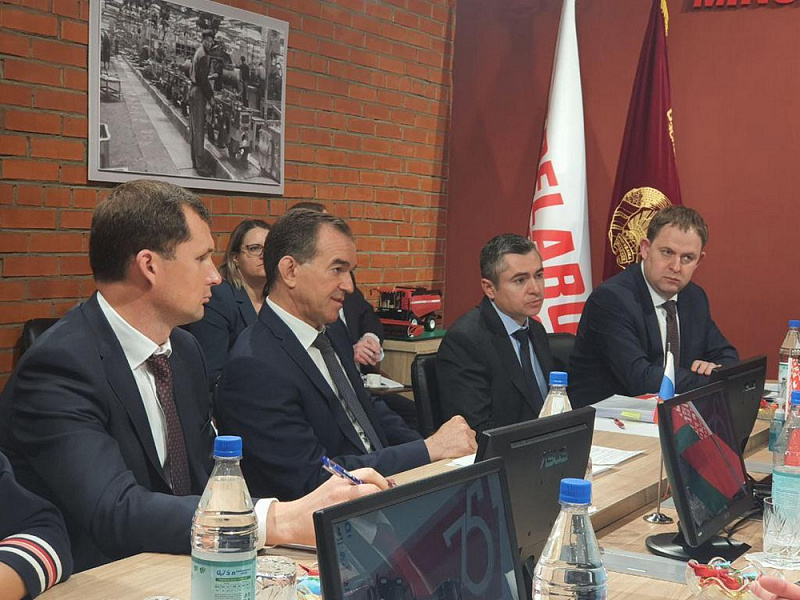 В Минске прошла рабочая встреча губернатора Кубани Вениамина Кондратьева и министра промышленности Республики Беларусь Петра Пархомчика