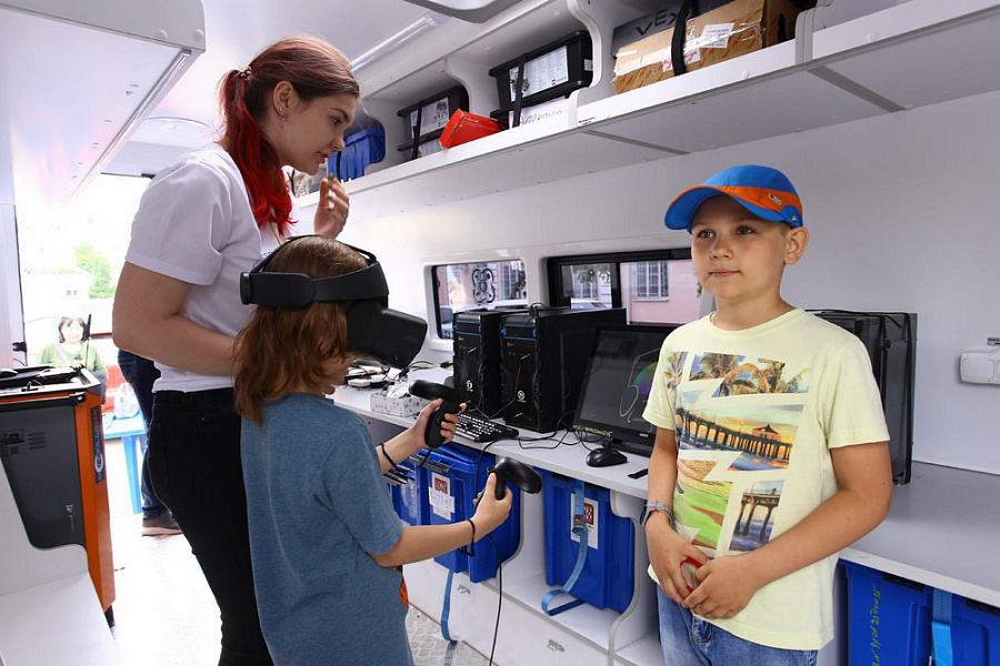 Мобильные «Кванториумы» примут около 4 тысяч  школьников из отдалённых уголков Кубани