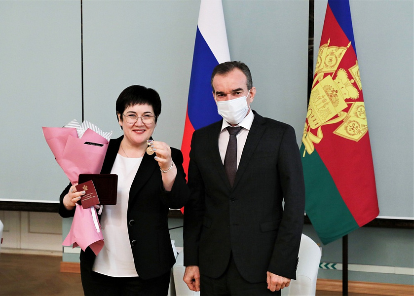 С Днем российской печати журналистов Кубани поздравил губернатор Краснодарского края