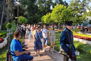 В Пятигорске проходят уникальные пешеходные театрализованные экскурсии