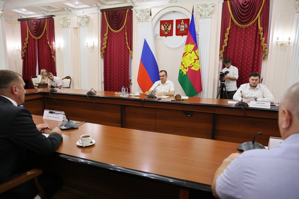 Губернатор Вениамин Кондратьев встретился с участниками президентской программы «Время героев»