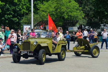 Фестиваль ретро техники и клубов исторической реконструкции «Наследие» состоялся в Краснодаре