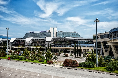 30 апреля в Сочинском аэропорту возобновят мультимодальные перевозки