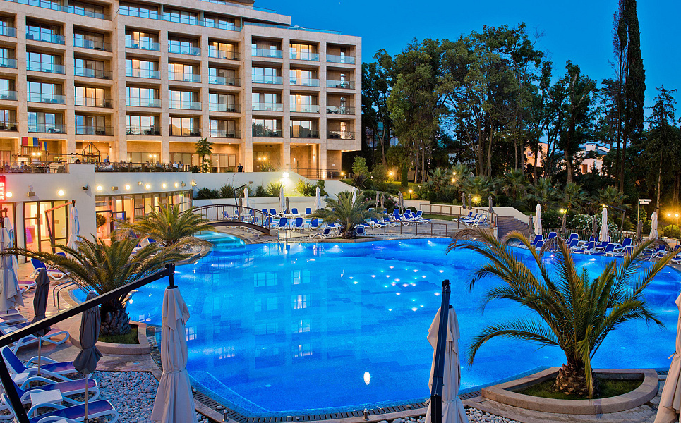 Цены в пятизвездочных отелях Кубани этим летом вырастут до 25%