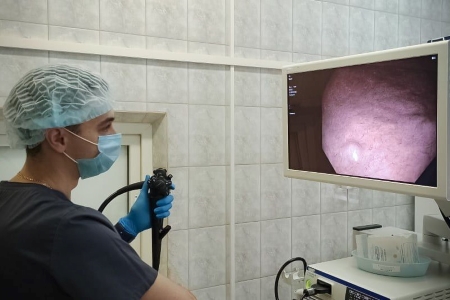 Краснодарские хирурги спасли пациентку с камнем в кишечнике