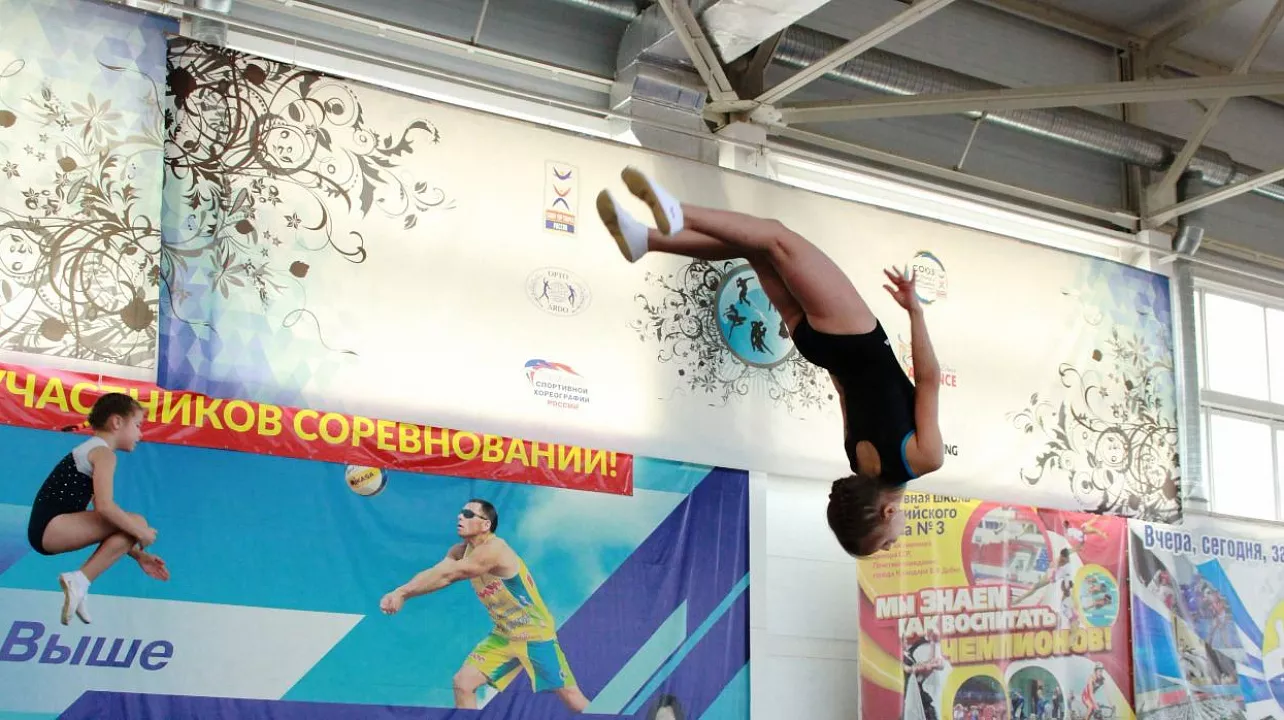В ФОКе «Знаменский» состоялся турнир по прыжкам на батуте